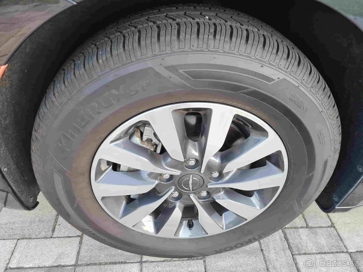 2021 Chrysler PACIFICA - 18
