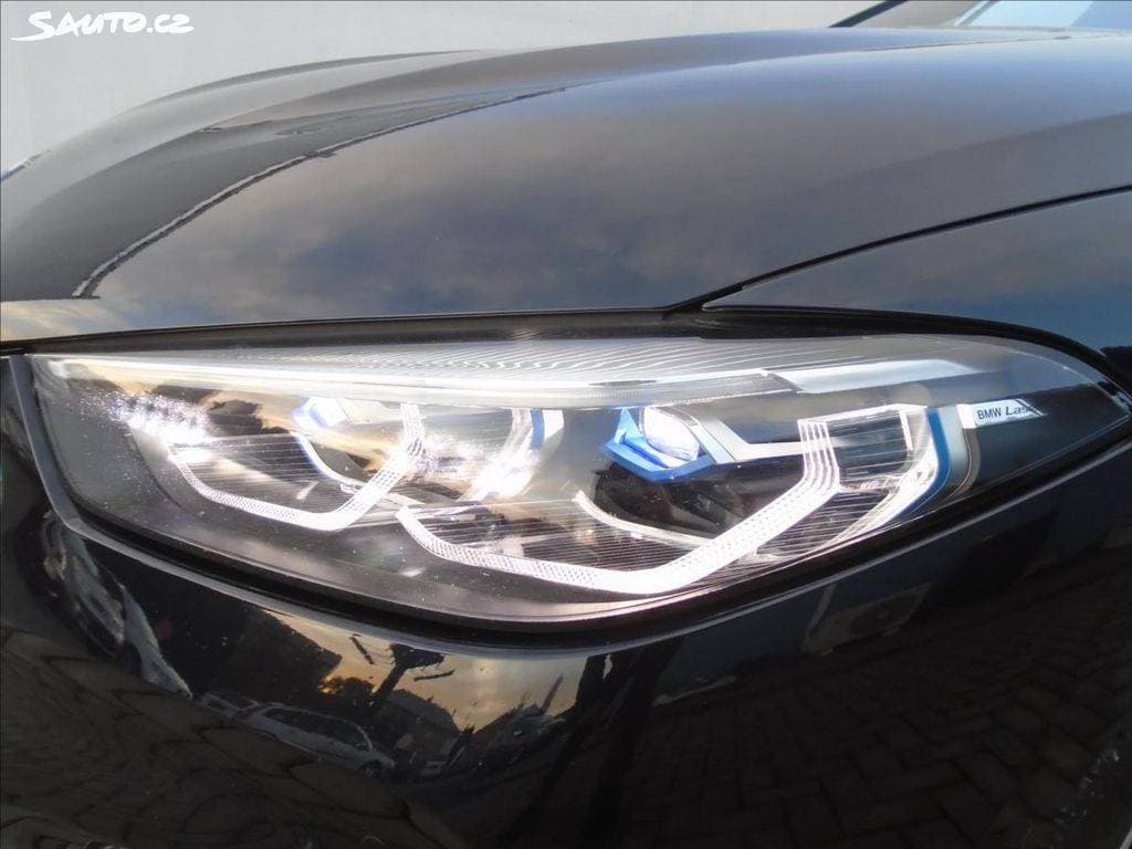 2020 BMW 8-SERIES - 18
