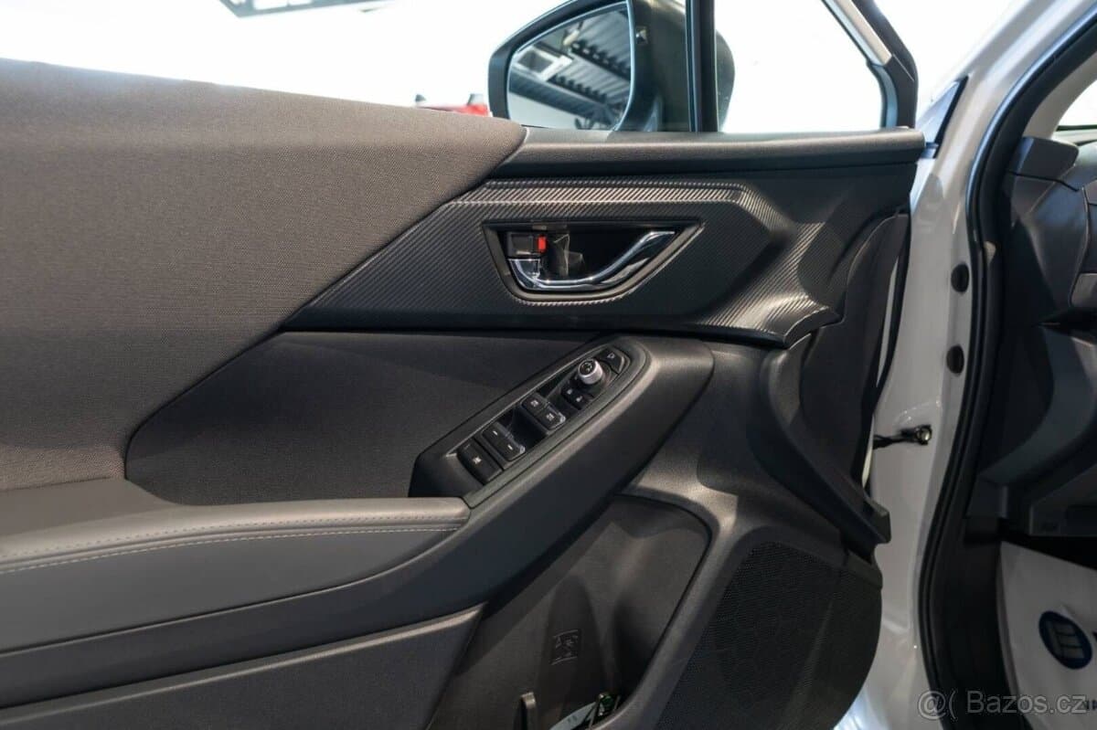 2025 Subaru CROSSTREK - 18