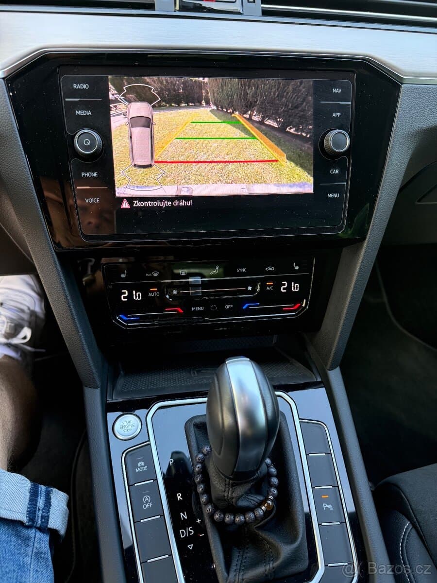 2023 Volkswagen PASSAT - 18