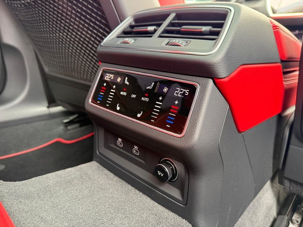 2022 Audi S6 - 18