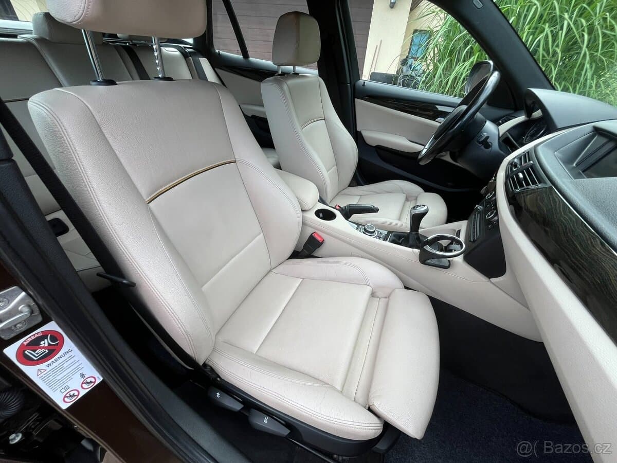 2011 BMW X1 - 18