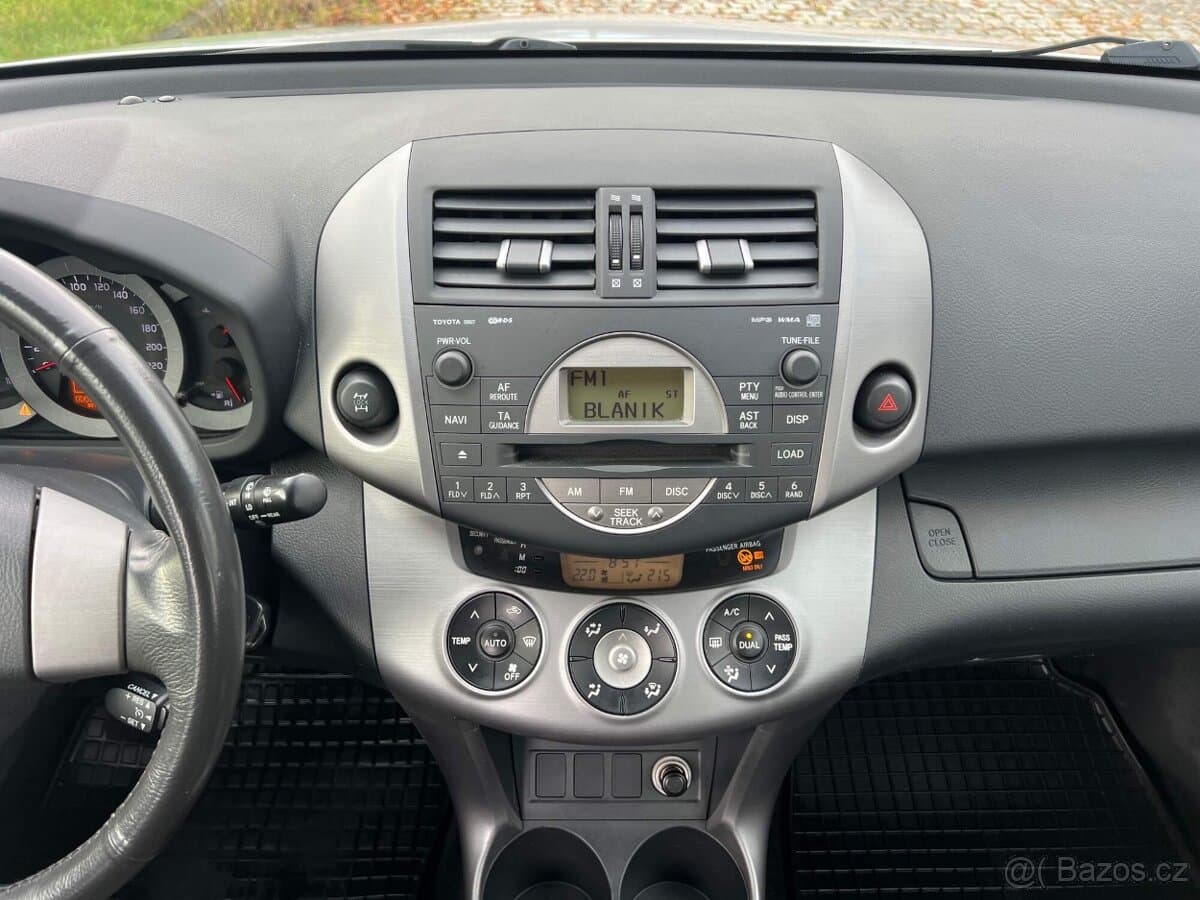 2007 Toyota RAV4 - 18