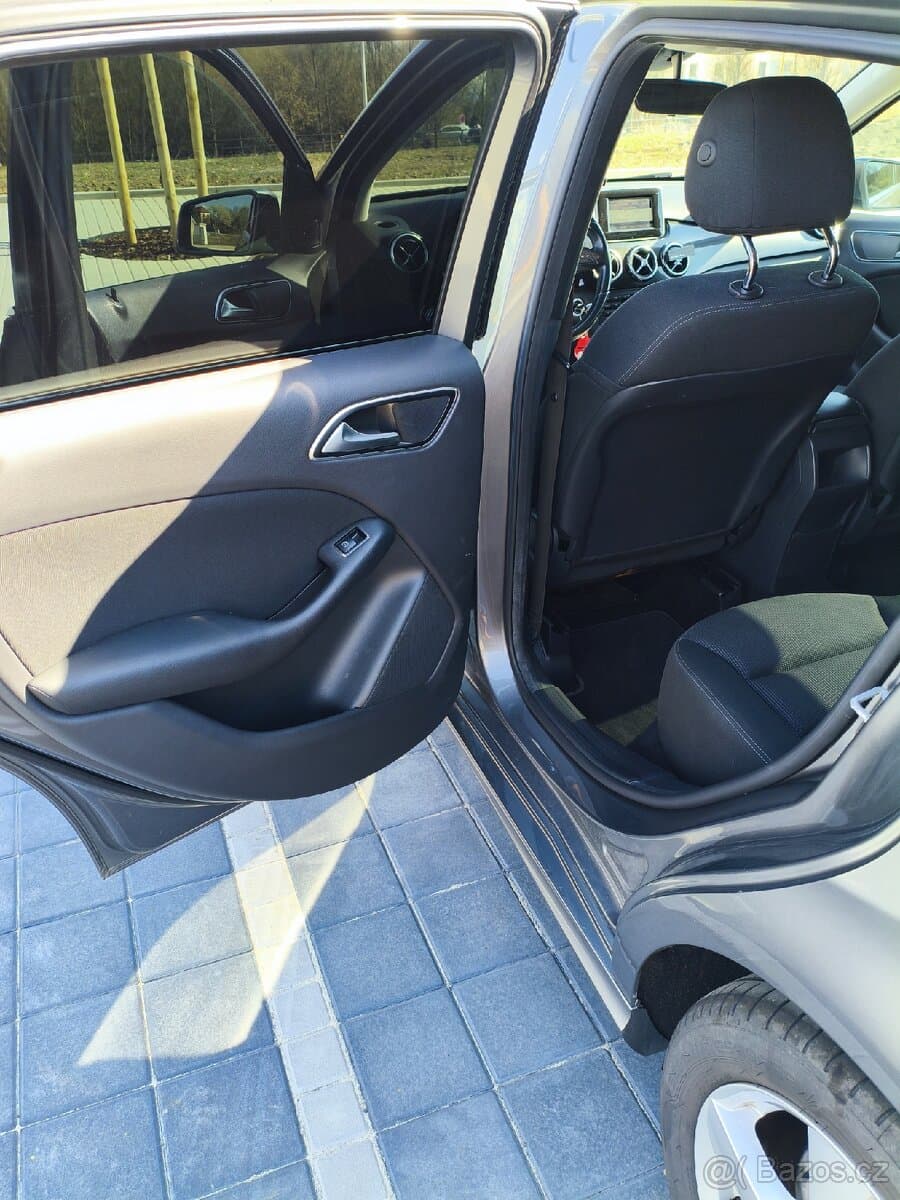 2014 Mercedes-Benz B-CLASS - 18