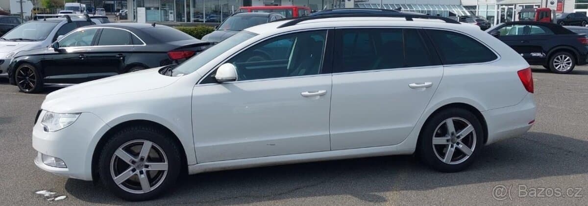 2012 Škoda SUPERB - 18