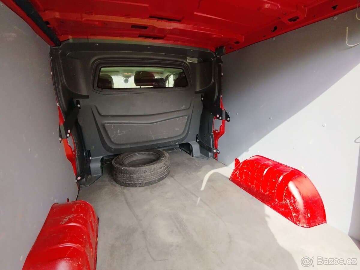 2015 Opel VIVARO - 18