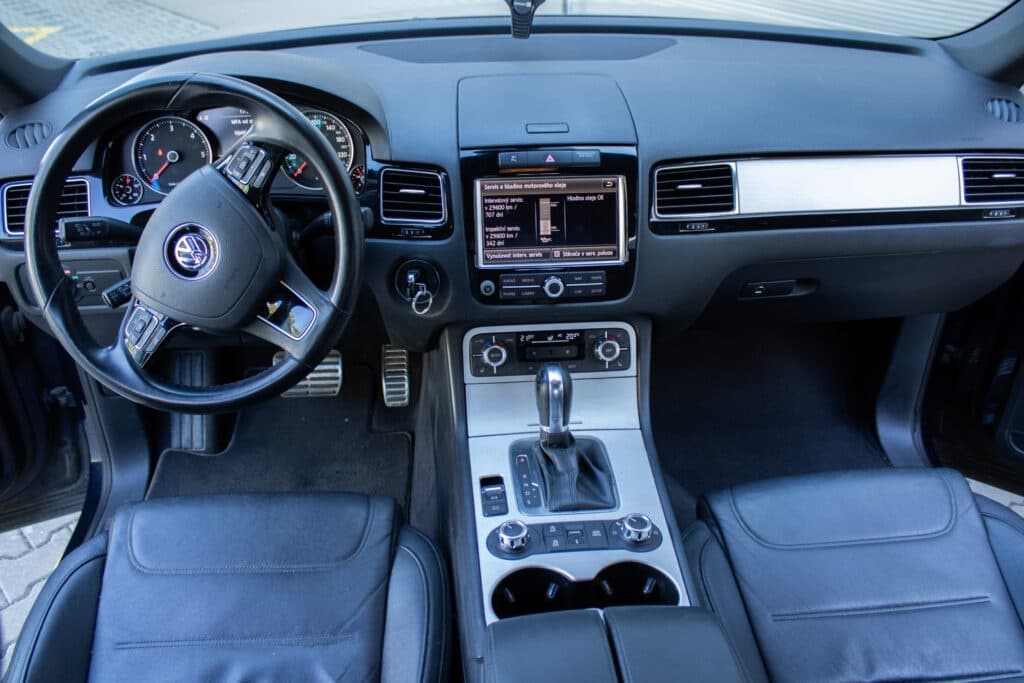 2013 Volkswagen TOUAREG - 18