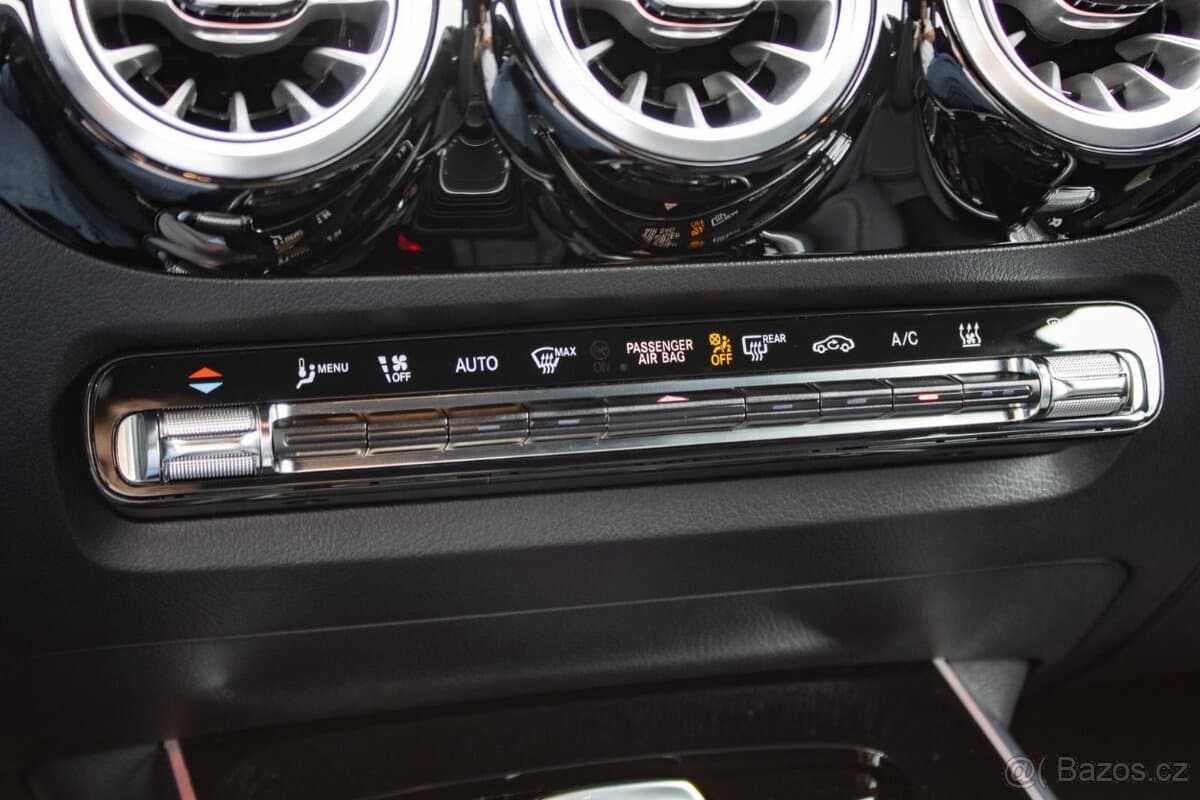 2021 Mercedes-Benz EQA - 18