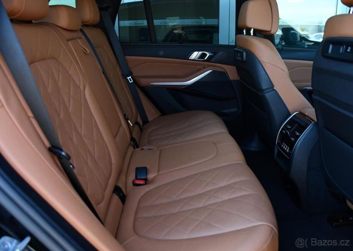 2022 BMW X5 - 18