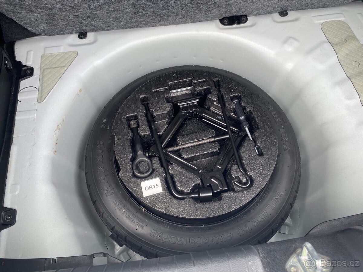 2018 Hyundai i20 - 18