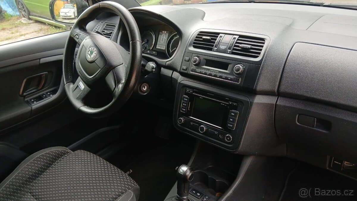2011 Škoda FABIA - 18