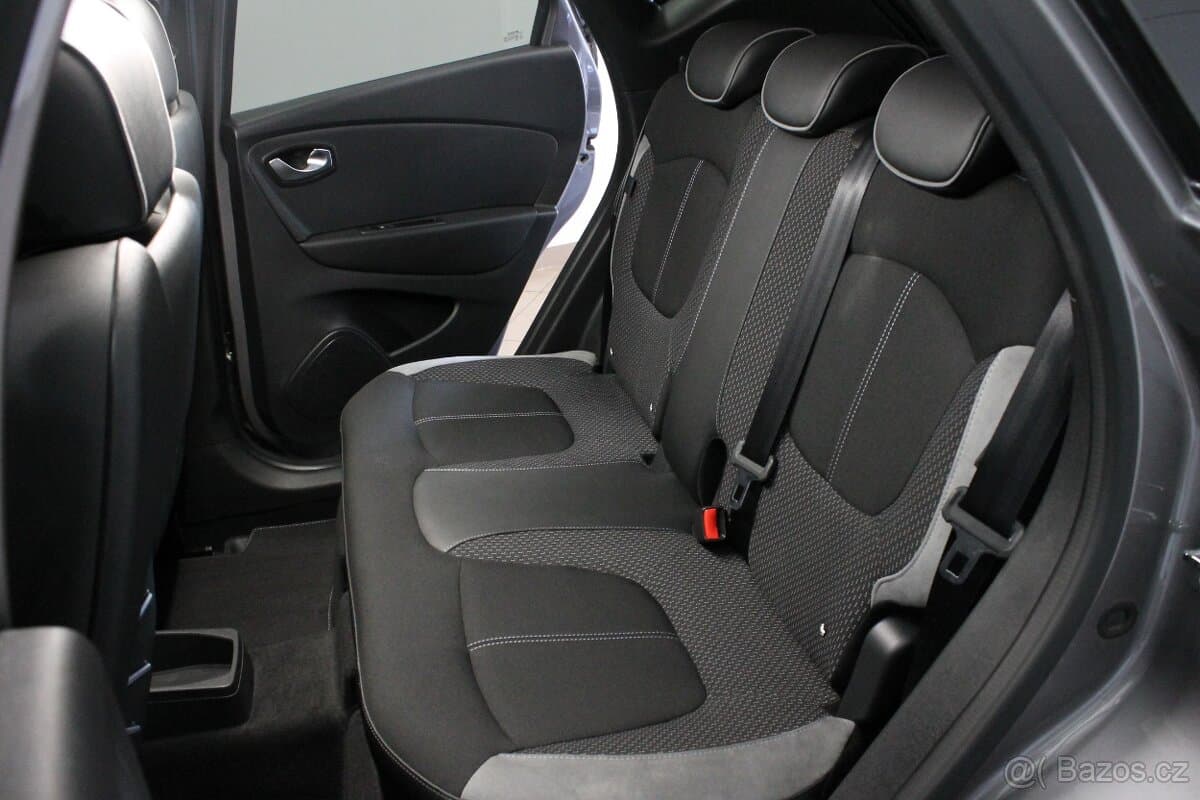 Renault CAPTUR - 18