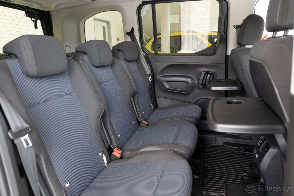 2025 Fiat DOBLO - 18