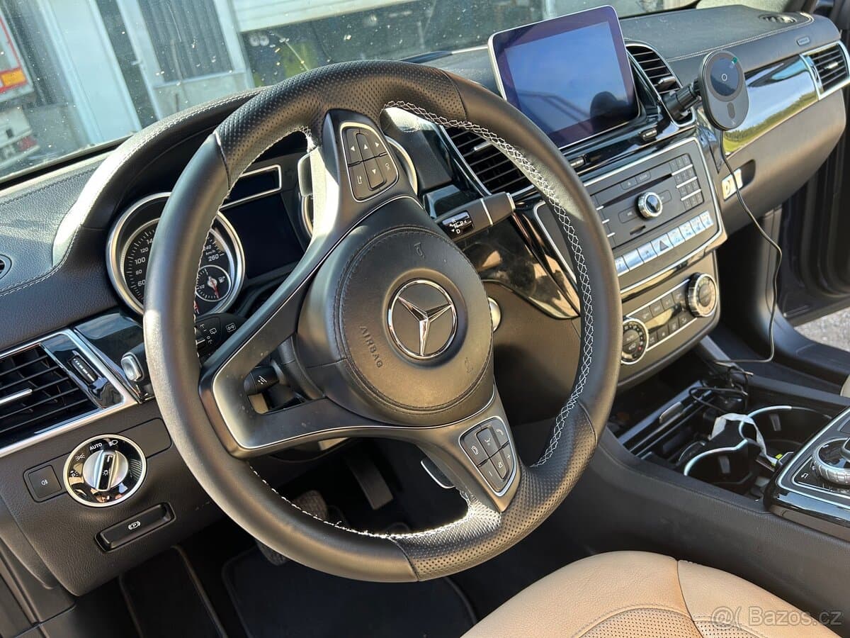 2017 Mercedes-Benz GLS - 18