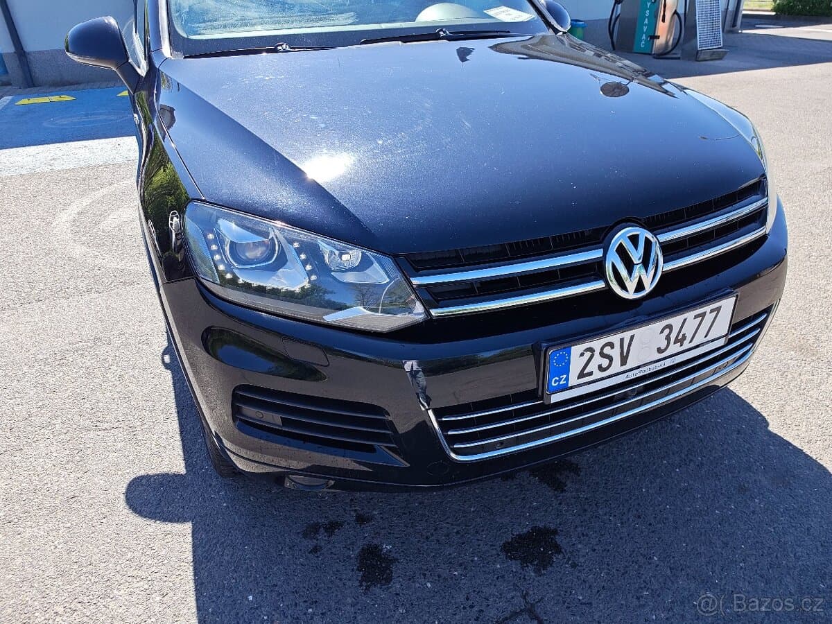 2010 Volkswagen TOUAREG - 18
