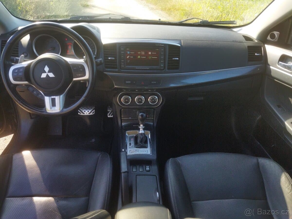 2010 Mitsubishi LANCER - 18