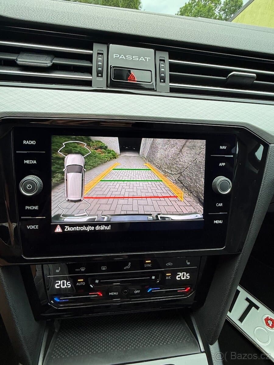 2023 Volkswagen PASSAT - 18