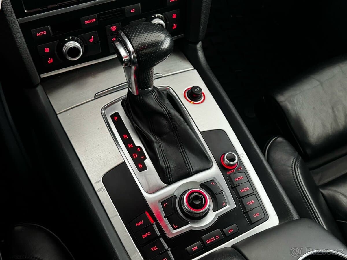 Audi Q7 - 18