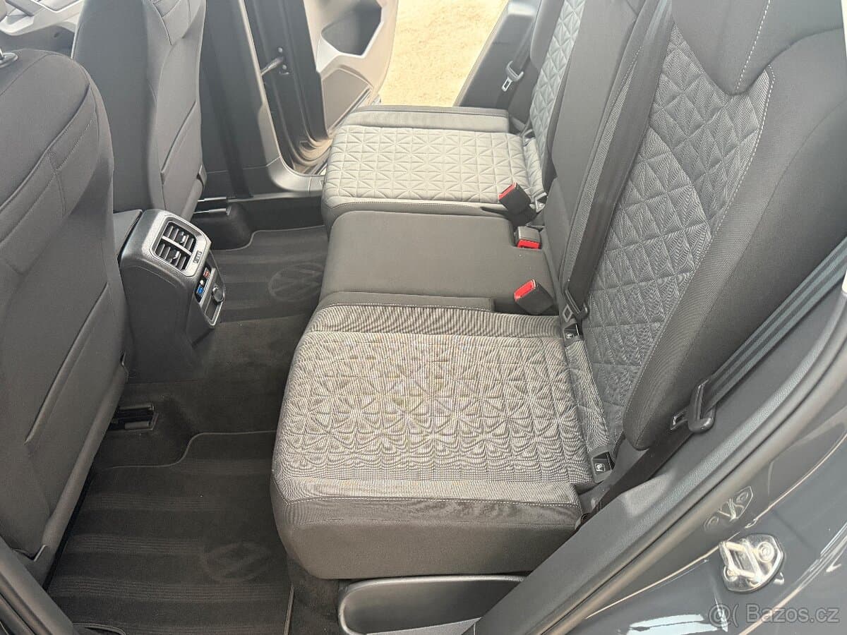 2021 Volkswagen TIGUAN - 18