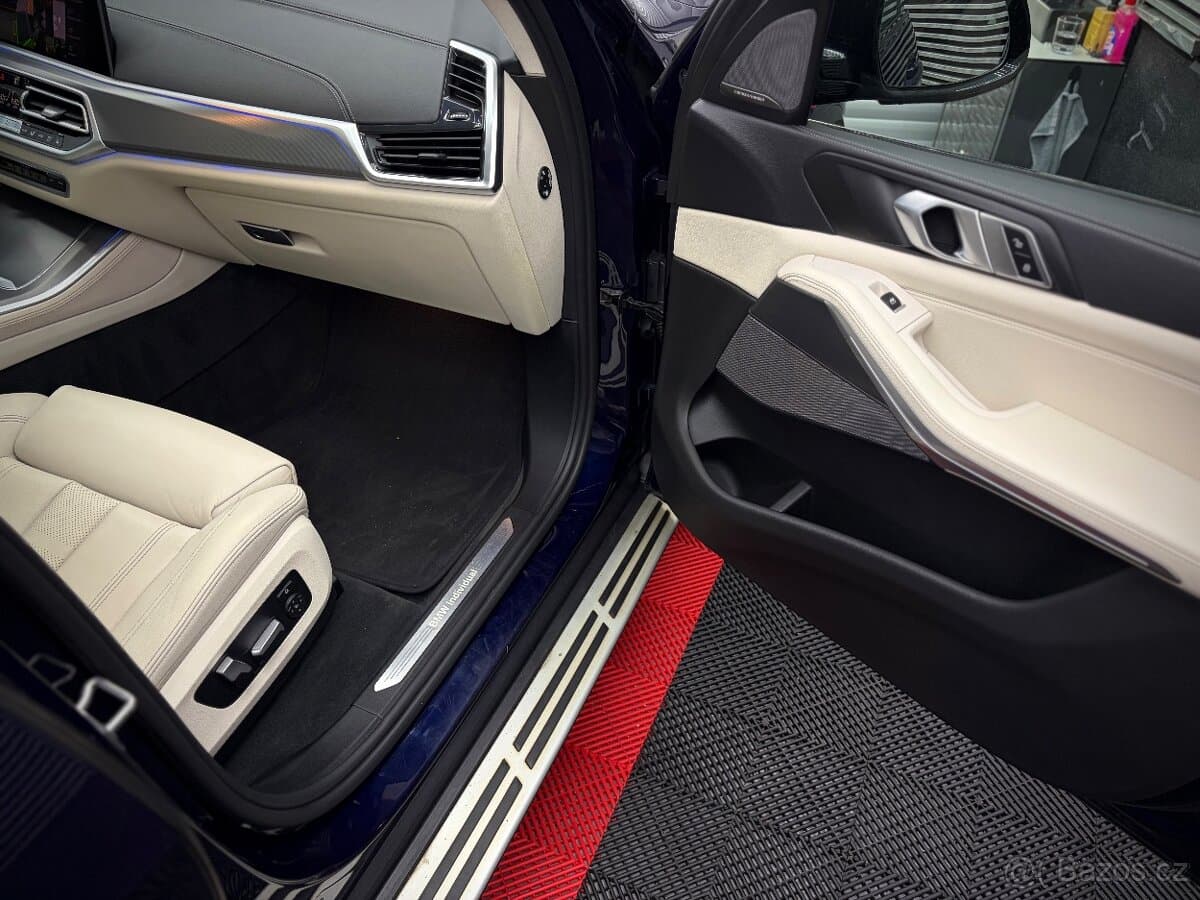 2019 BMW X5 - 18