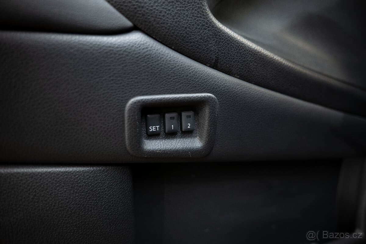 2012 Nissan MURANO - 18