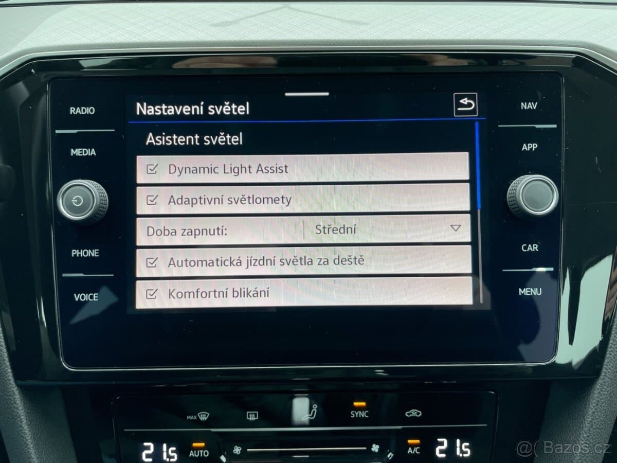 2021 Volkswagen PASSAT - 18