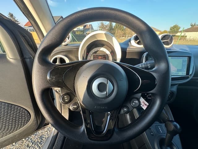 2020 Smart FORTWO - 18