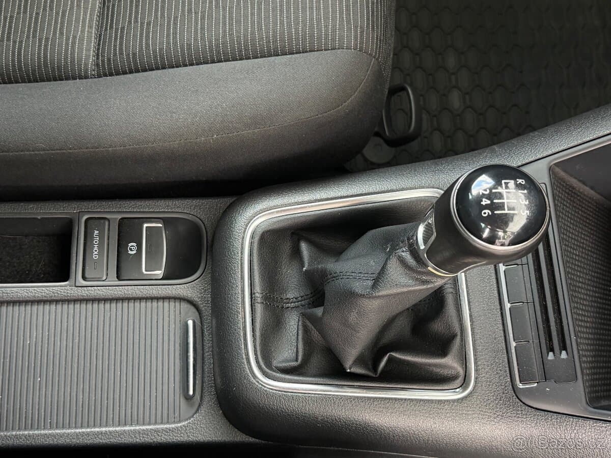 2012 Volkswagen TIGUAN - 18