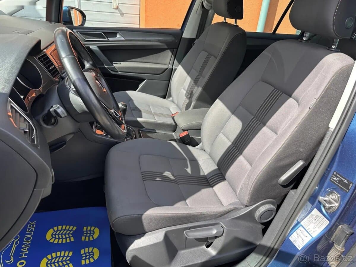 2016 Volkswagen GOLF - 18