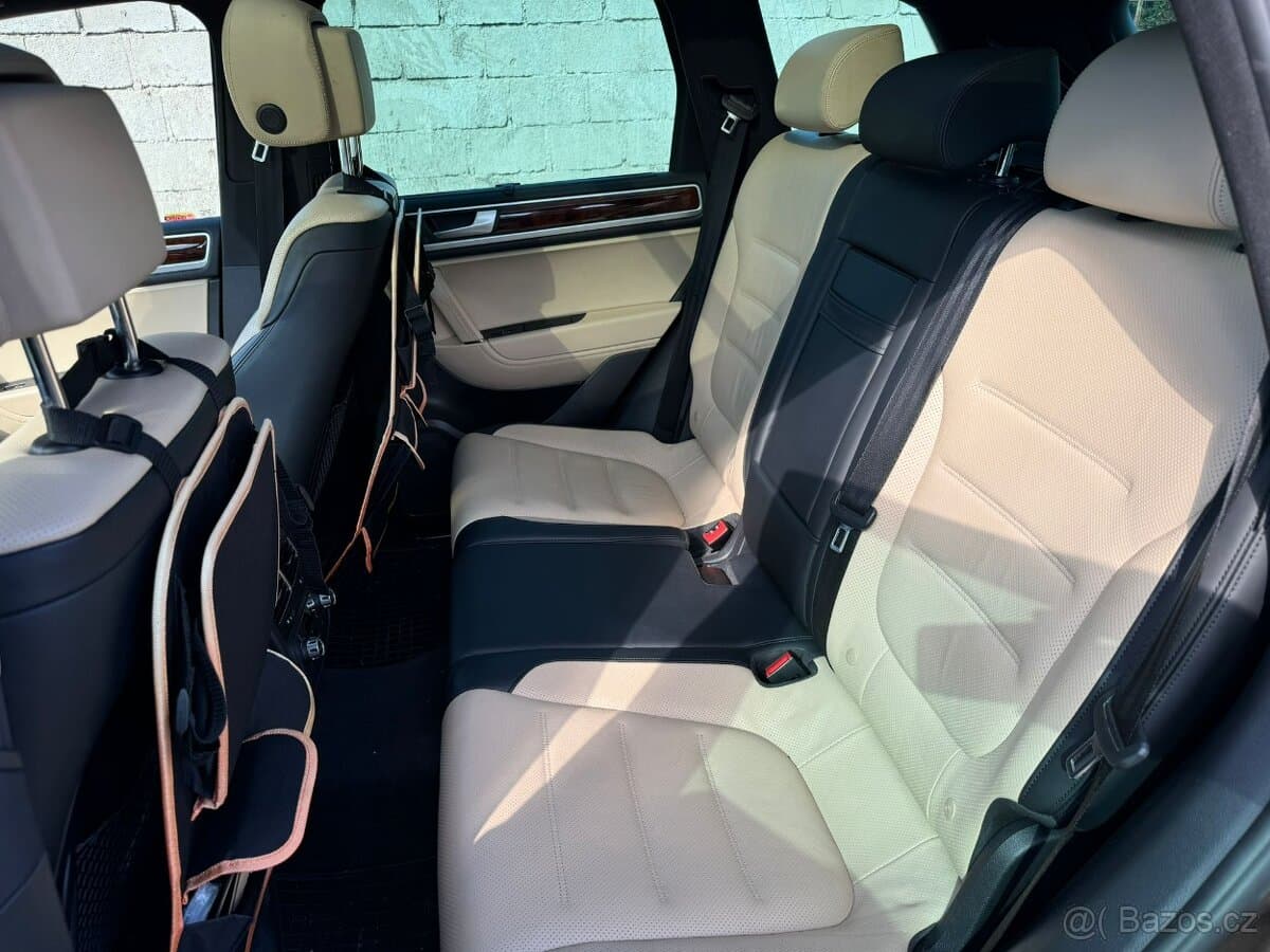 2014 Volkswagen TOUAREG - 18