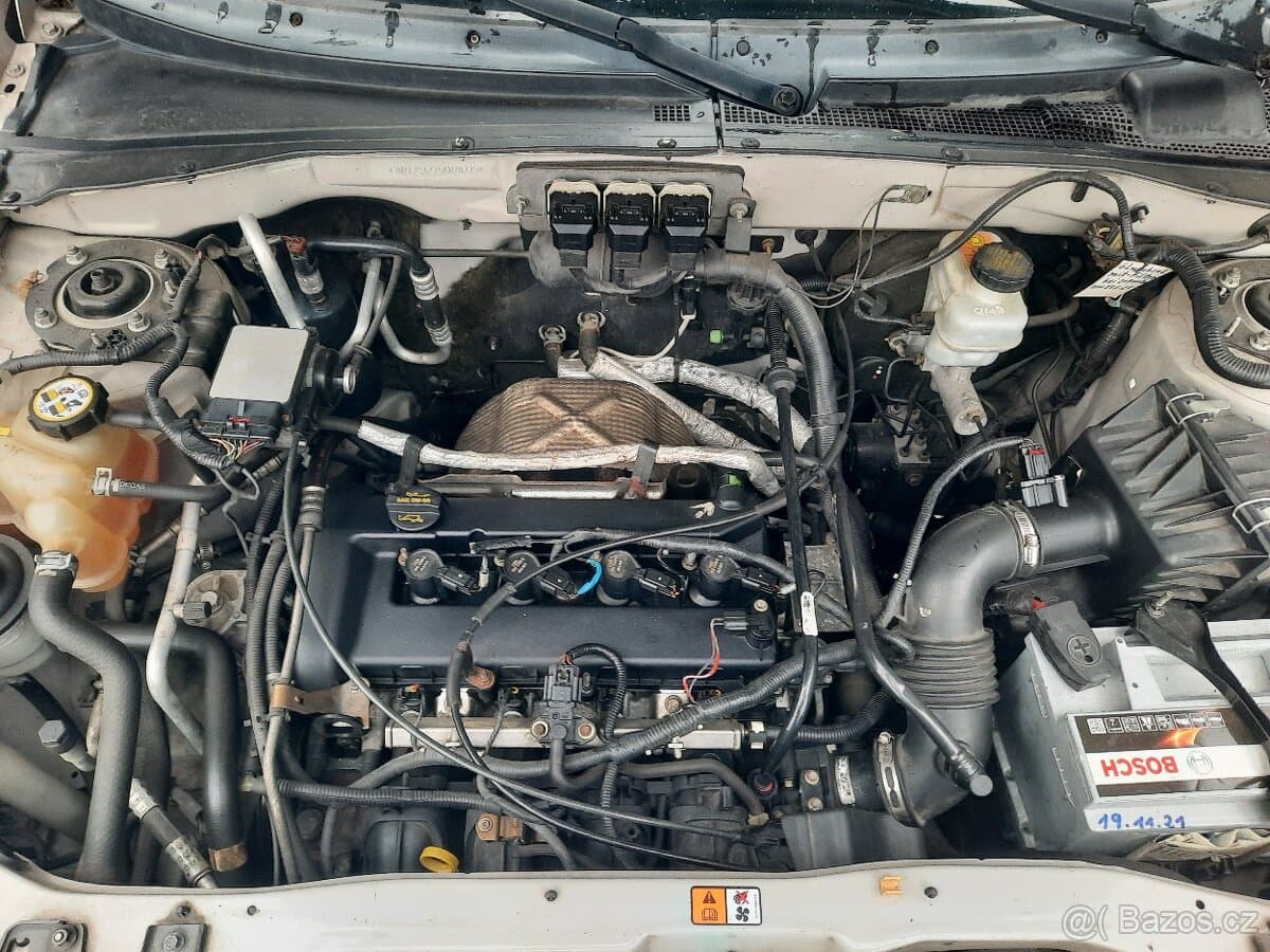 2006 Mazda TRIBUTE - 18