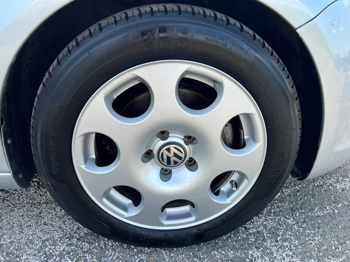 2009 Volkswagen GOLF - 18