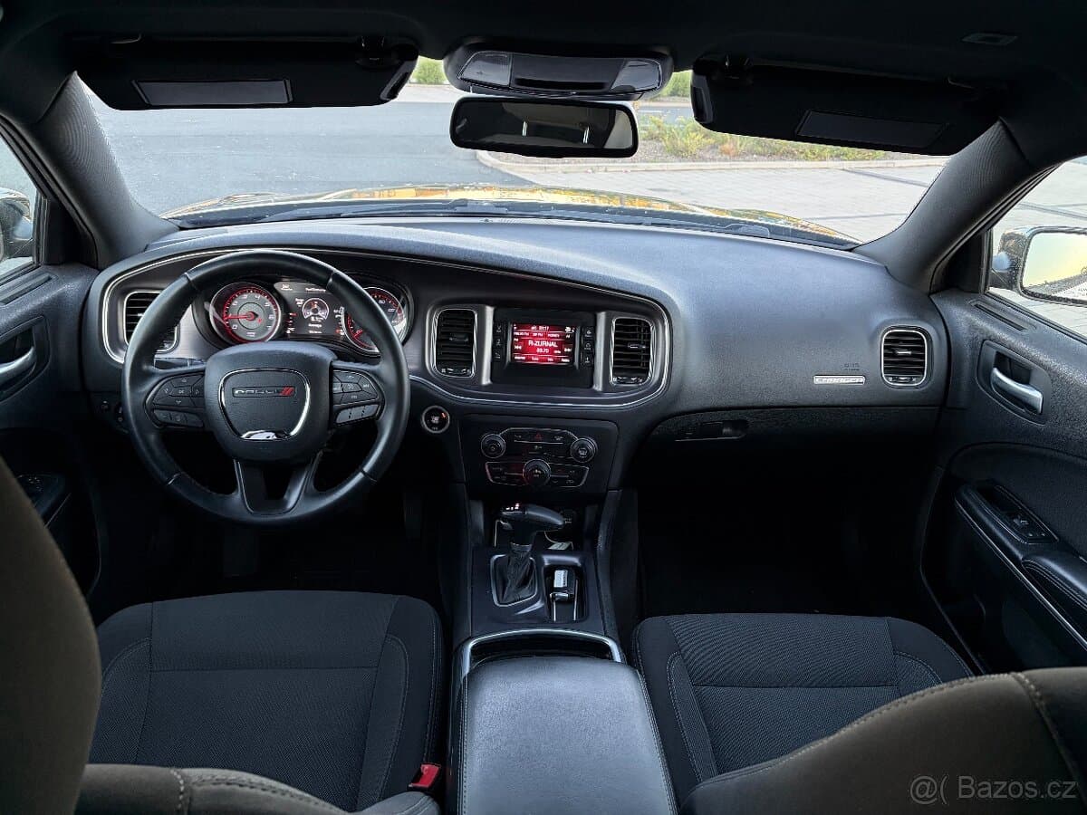 2017 Dodge CHARGER - 18