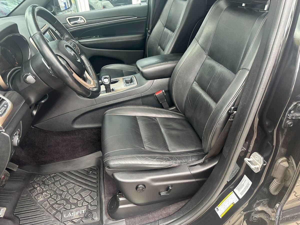 2015 Jeep CHEROKEE - 18