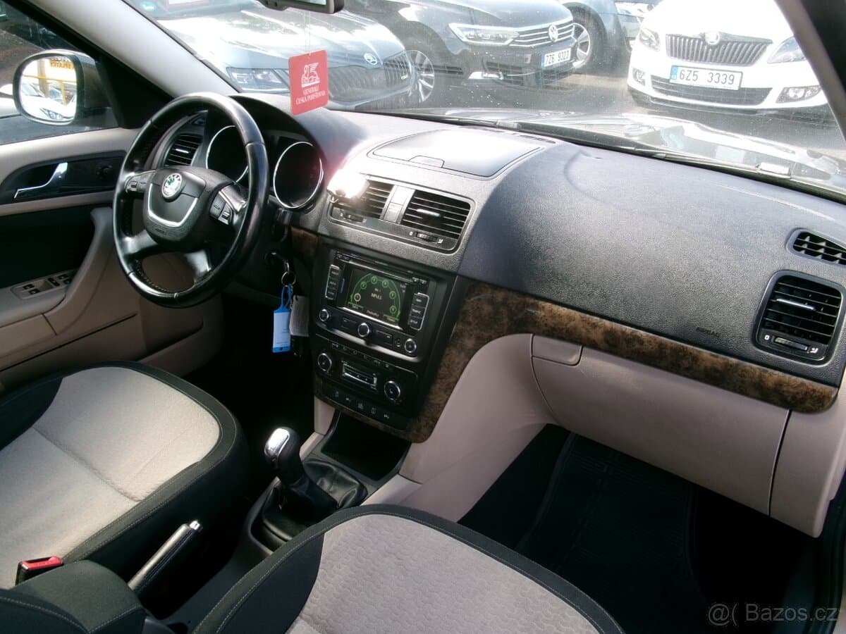 2010 Škoda YETI - 18