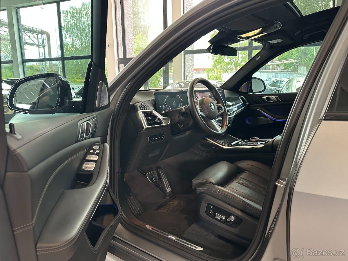 2024 BMW X7 - 18