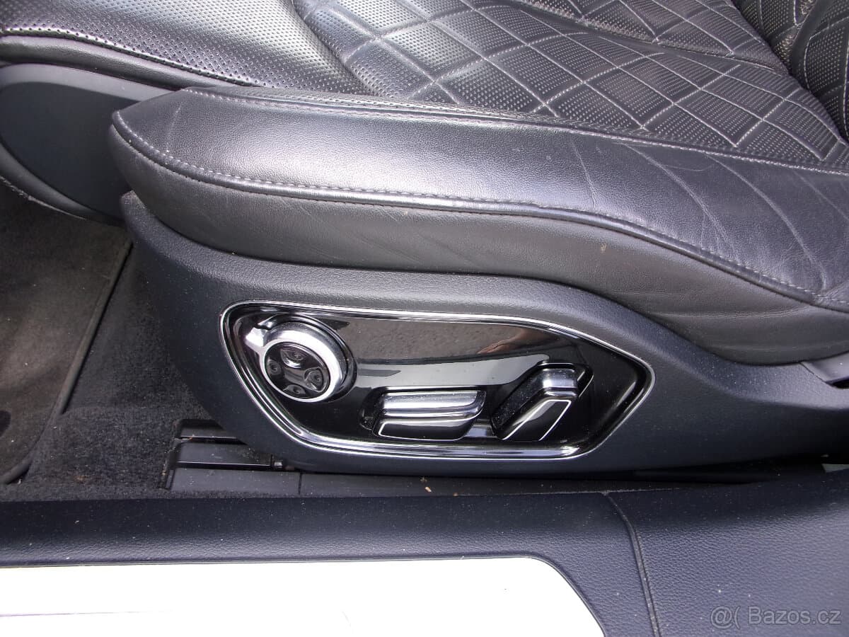 2012 Audi A8 - 18