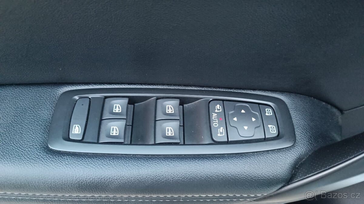 Renault MEGANE - 18