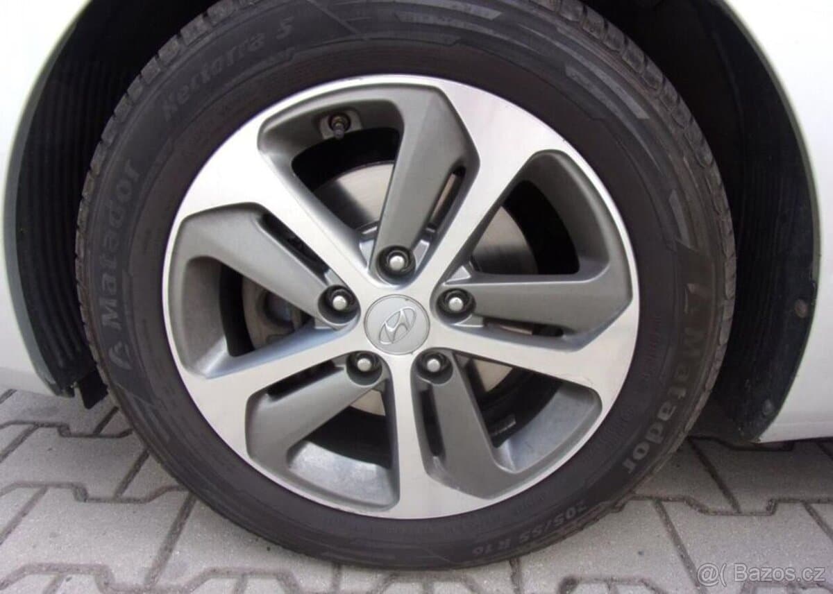 2017 Hyundai i30 - 18