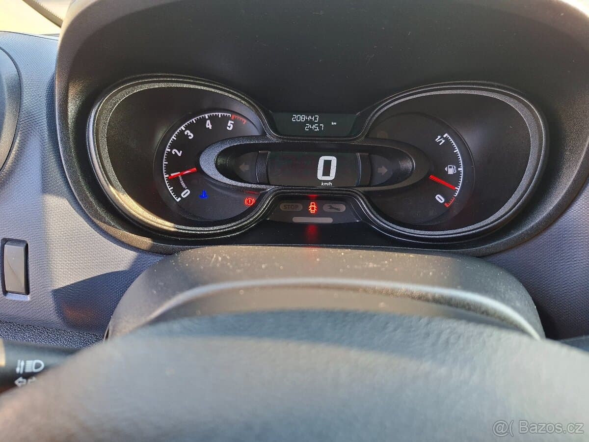 2018 Opel VIVARO - 18