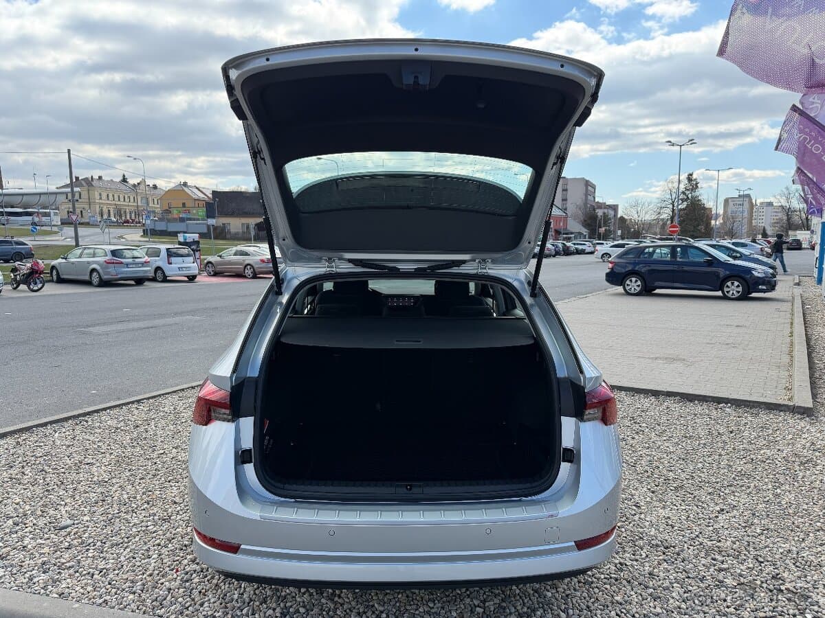 2022 Škoda OCTAVIA - 18