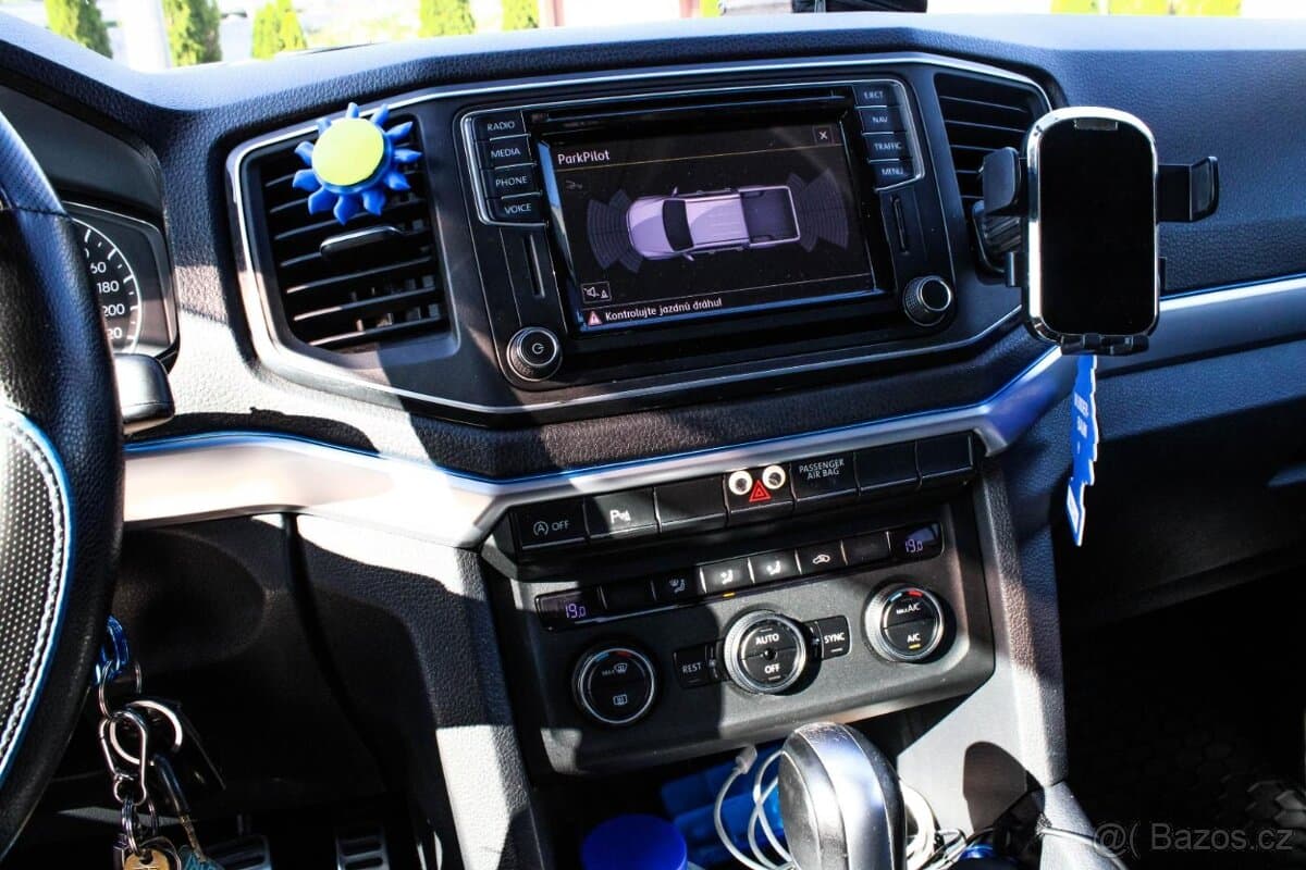 2017 Volkswagen AMAROK - 18