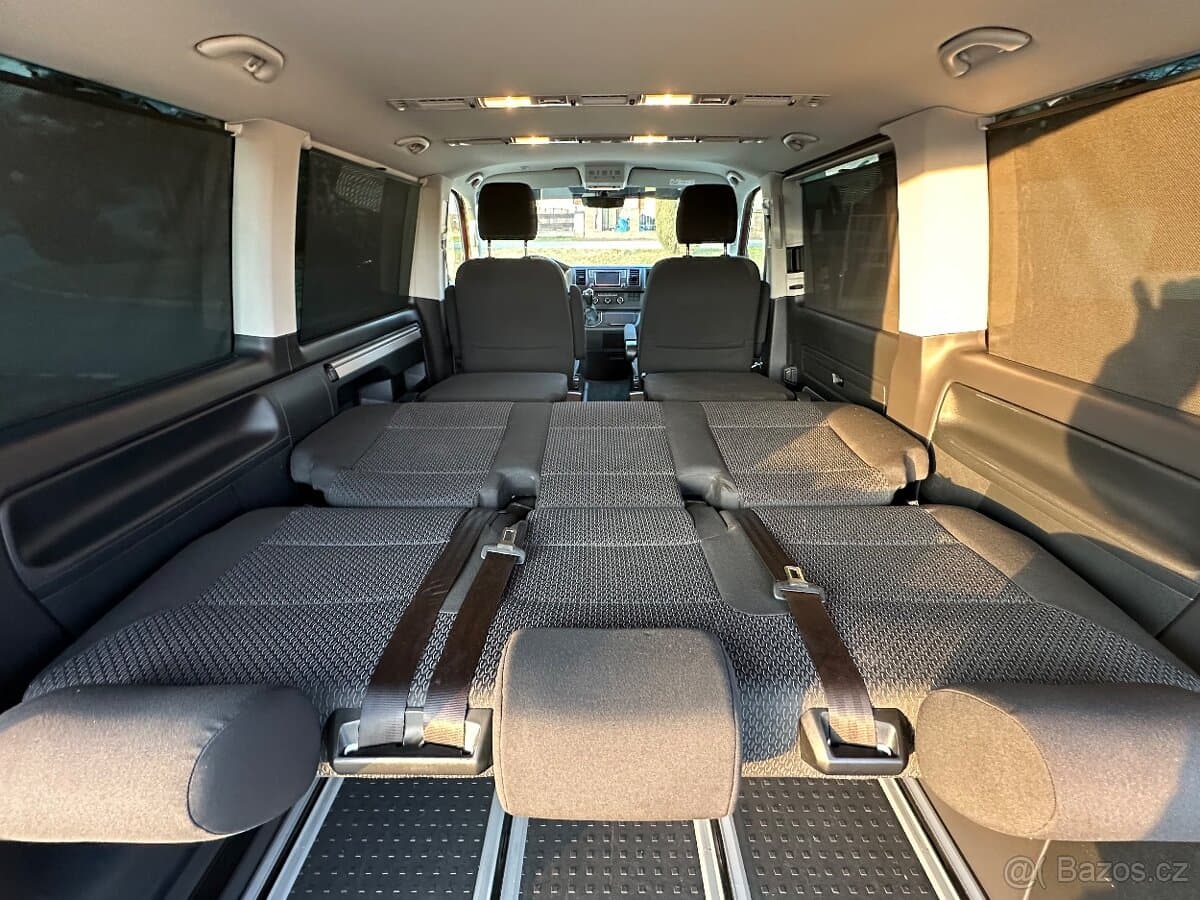 2018 Volkswagen MULTIVAN - 18