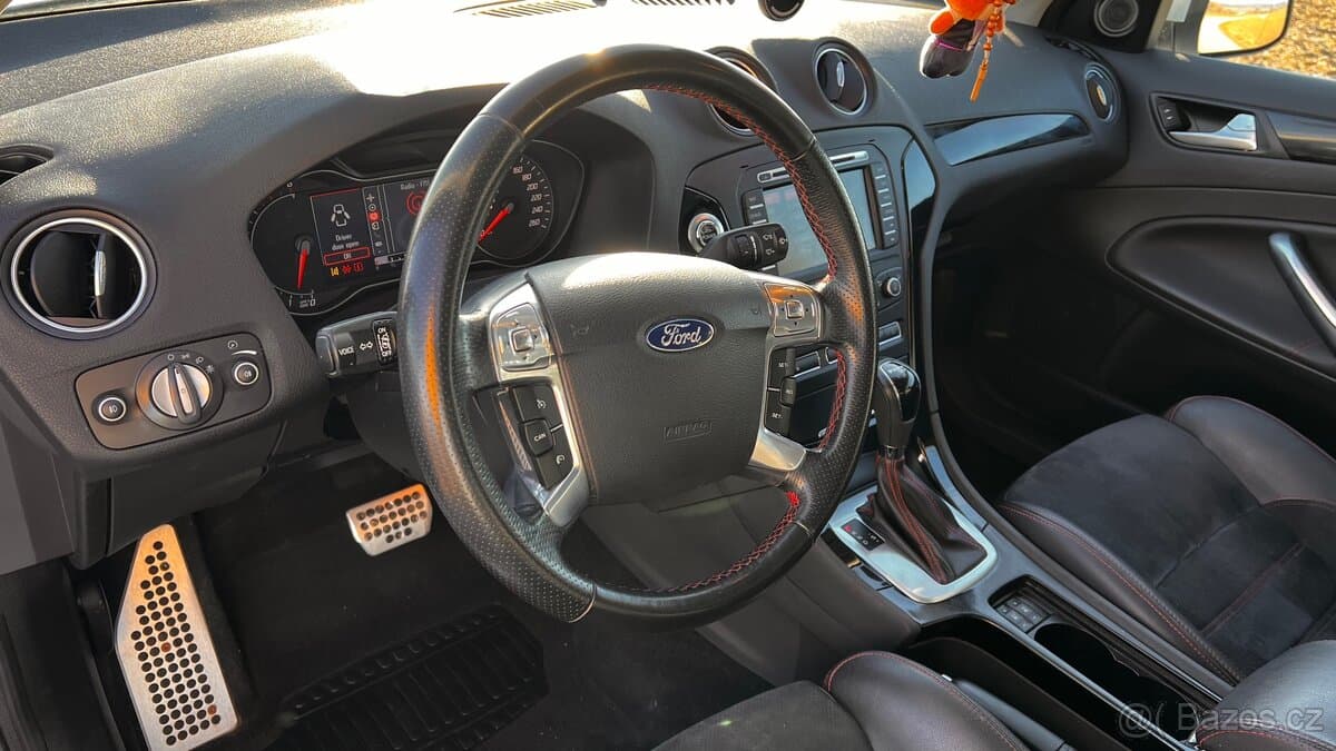 2011 Ford MONDEO - 18