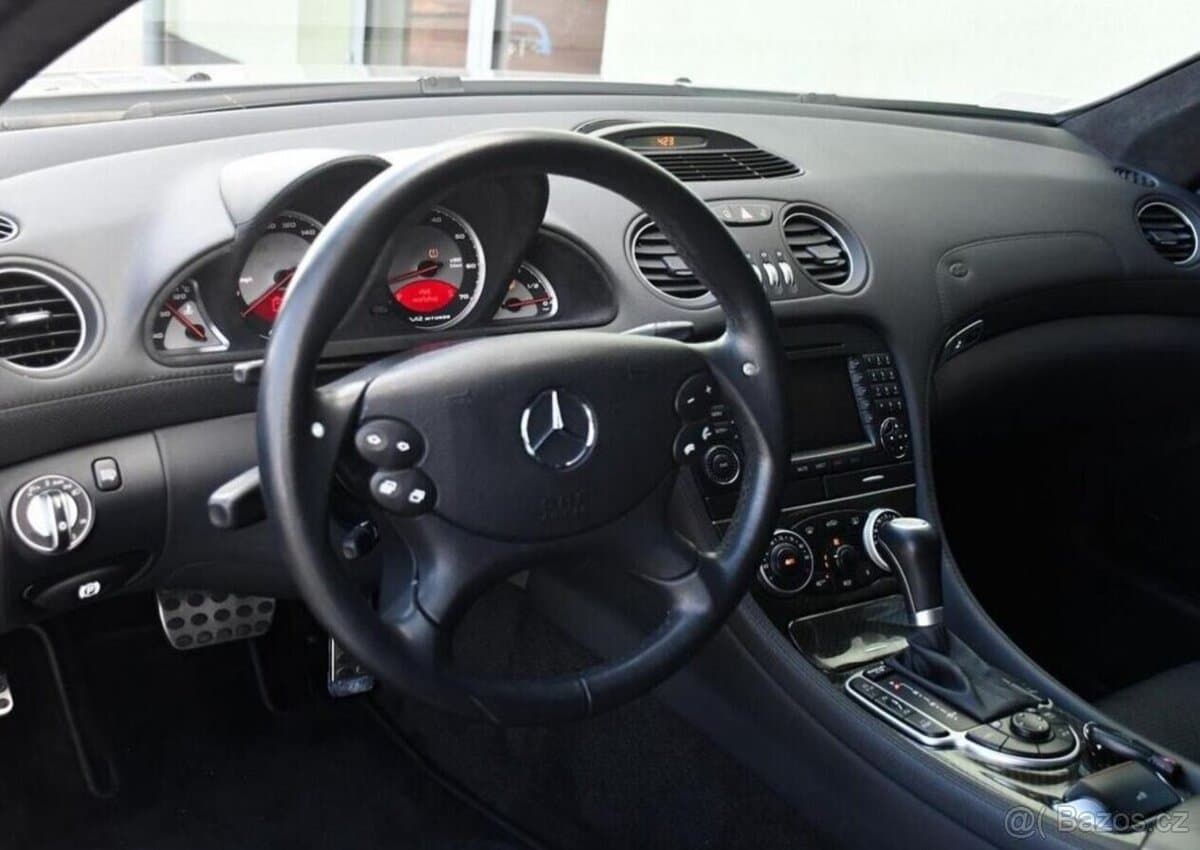 2005 Mercedes-Benz SL - 18