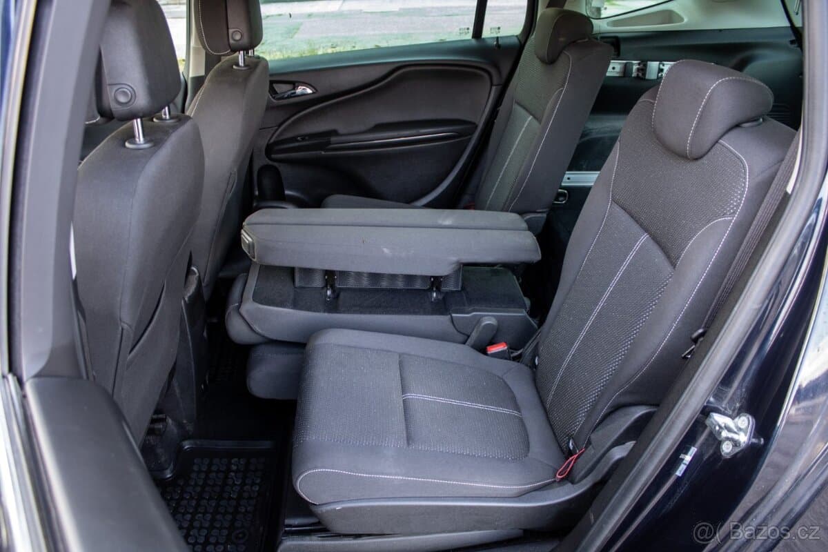 2018 Opel ZAFIRA - 18