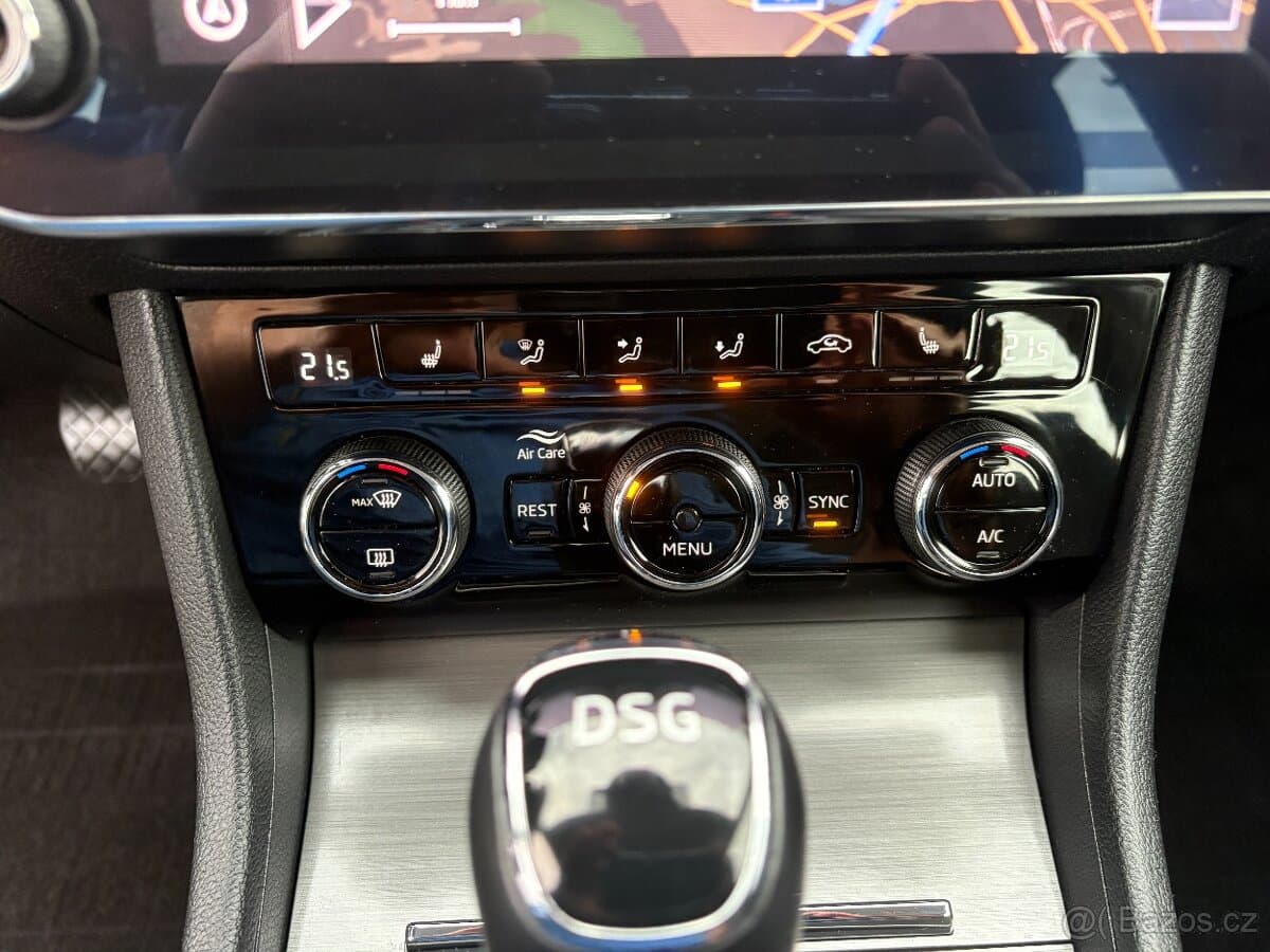 2021 Škoda SUPERB - 18