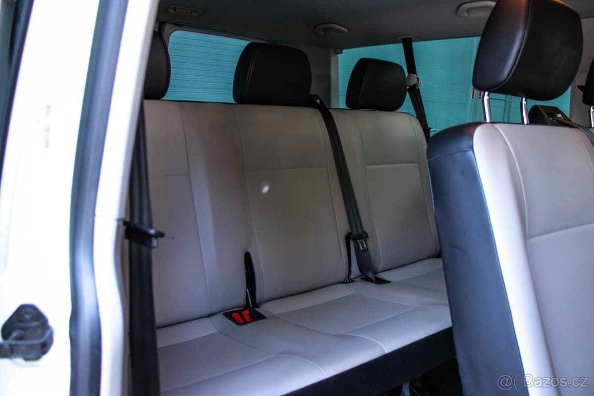 2017 Volkswagen CARAVELLE - 18