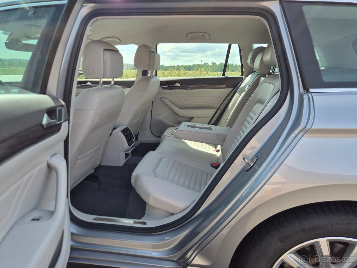2021 Volkswagen PASSAT - 18