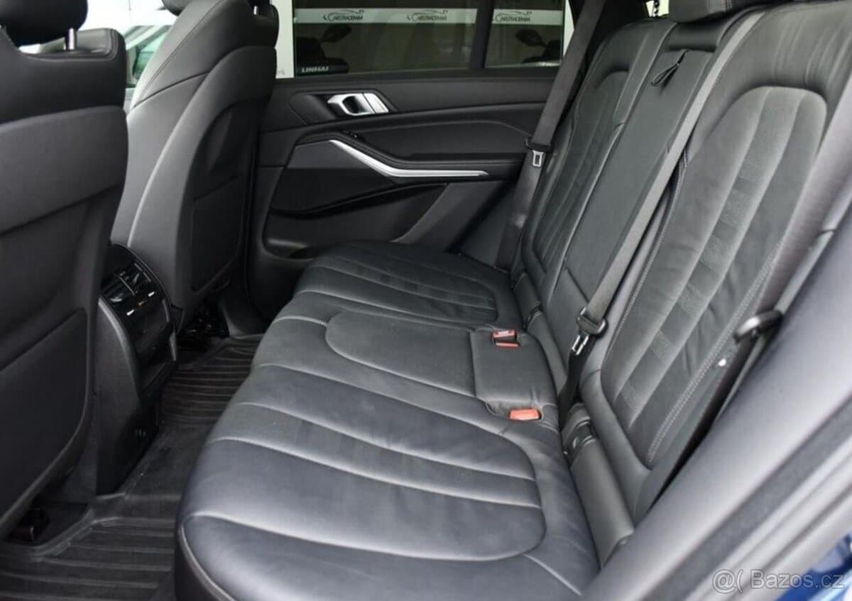2019 BMW X5 - 18